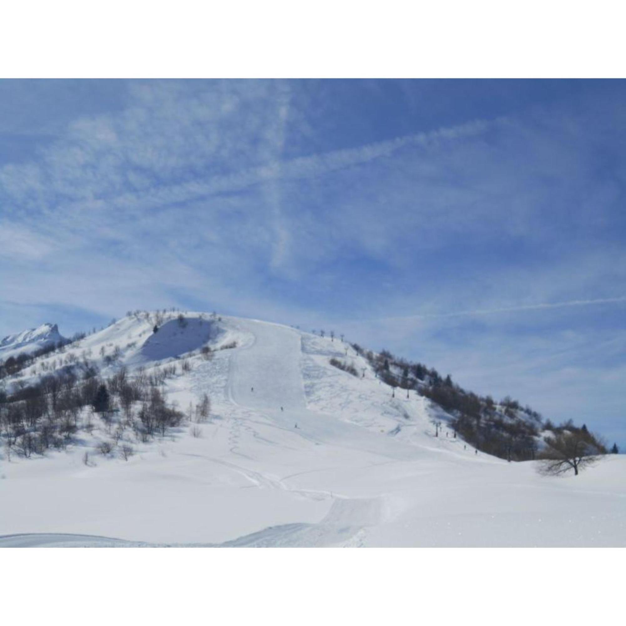 Le Cheval Blanc E7 *